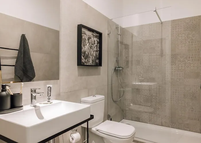 Fimi - 1 Bedroom In Avenidas Novas 아파트 *